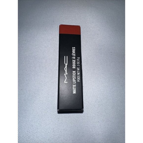 MAC Matte Lipstick Chili 602 No Shine Long Wearing Warm Deep Red .10oz NIB - Picture 3 of 5